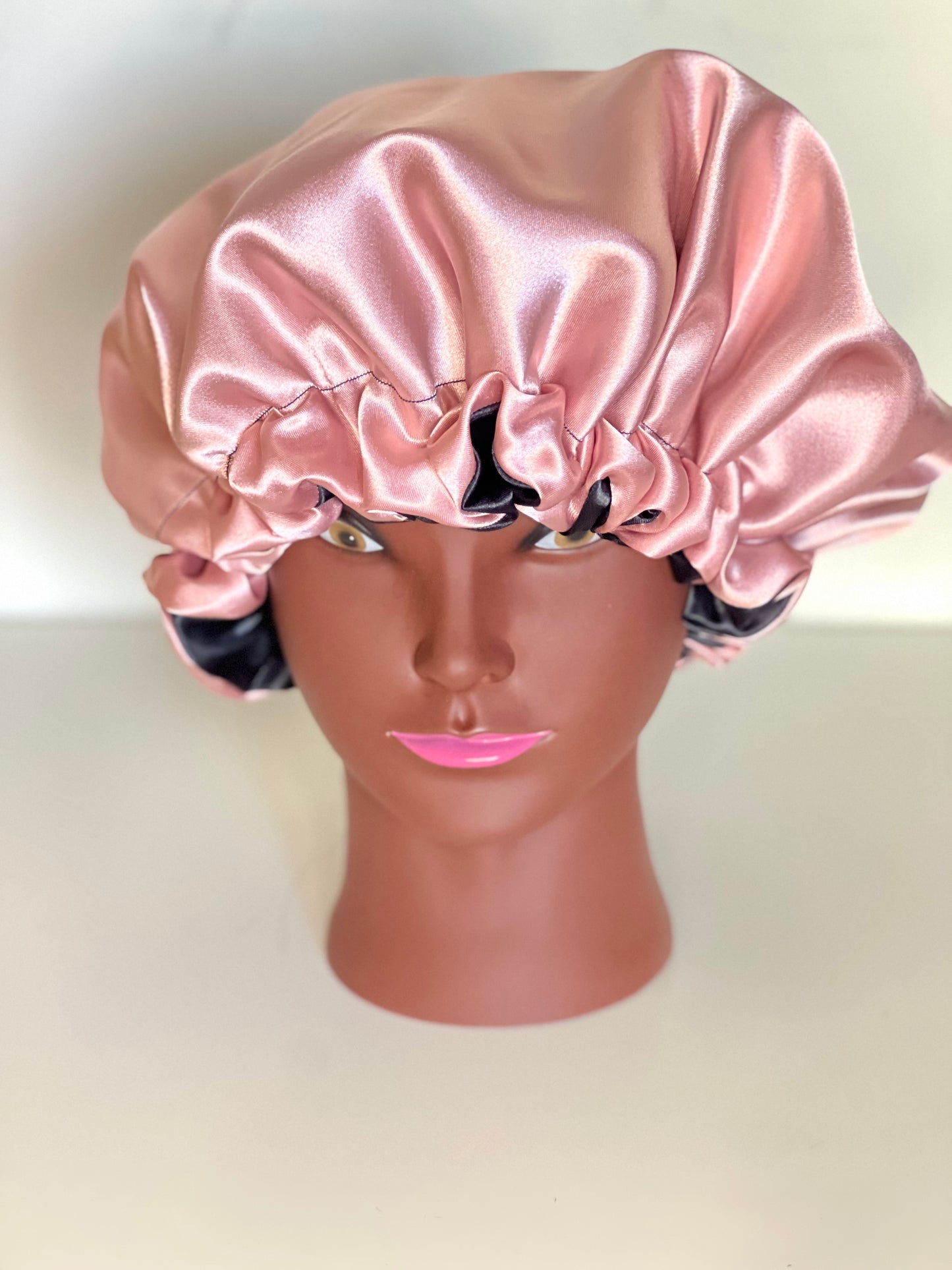 Black and pink stain bonnet