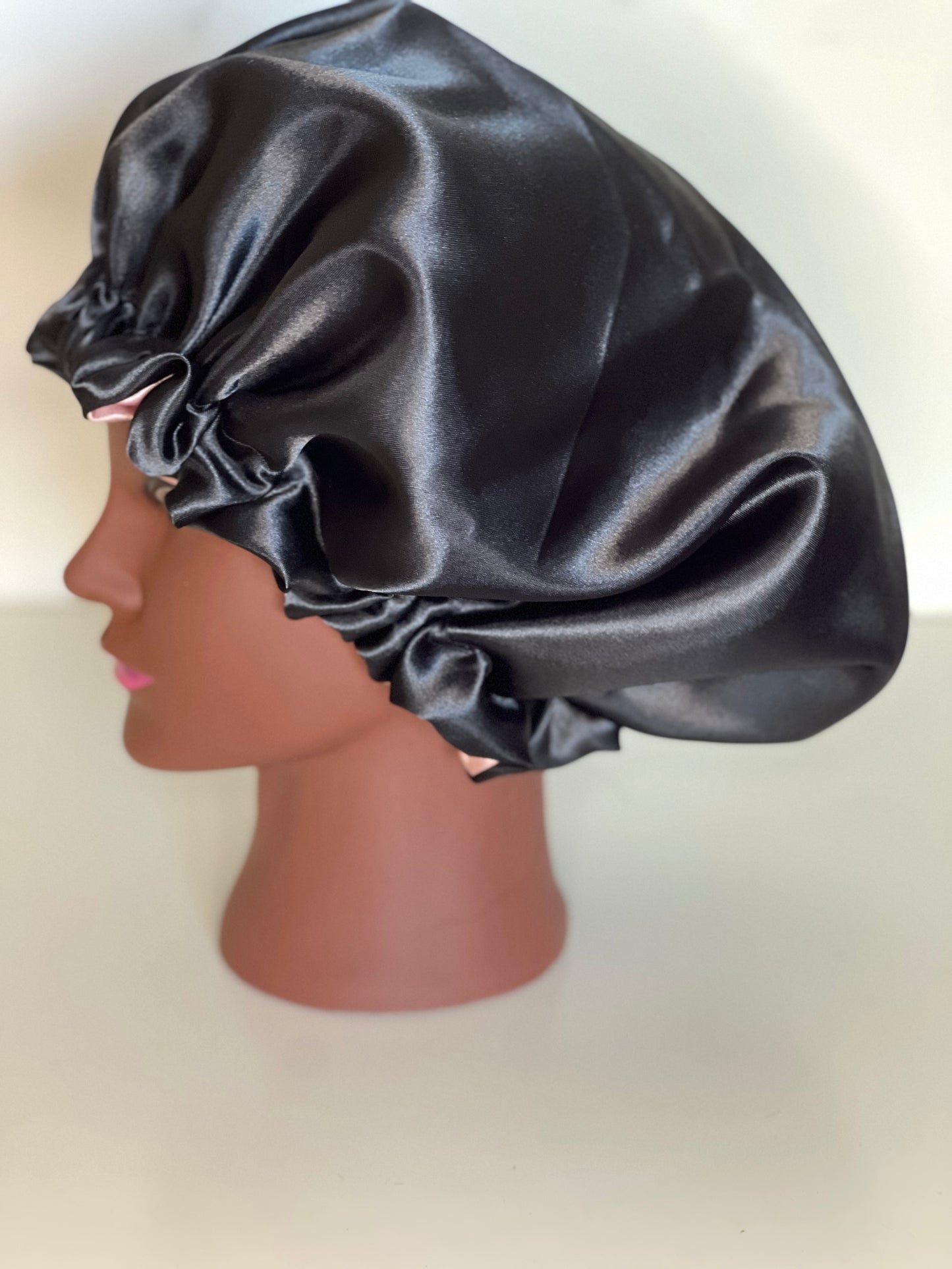 Black and pink stain bonnet