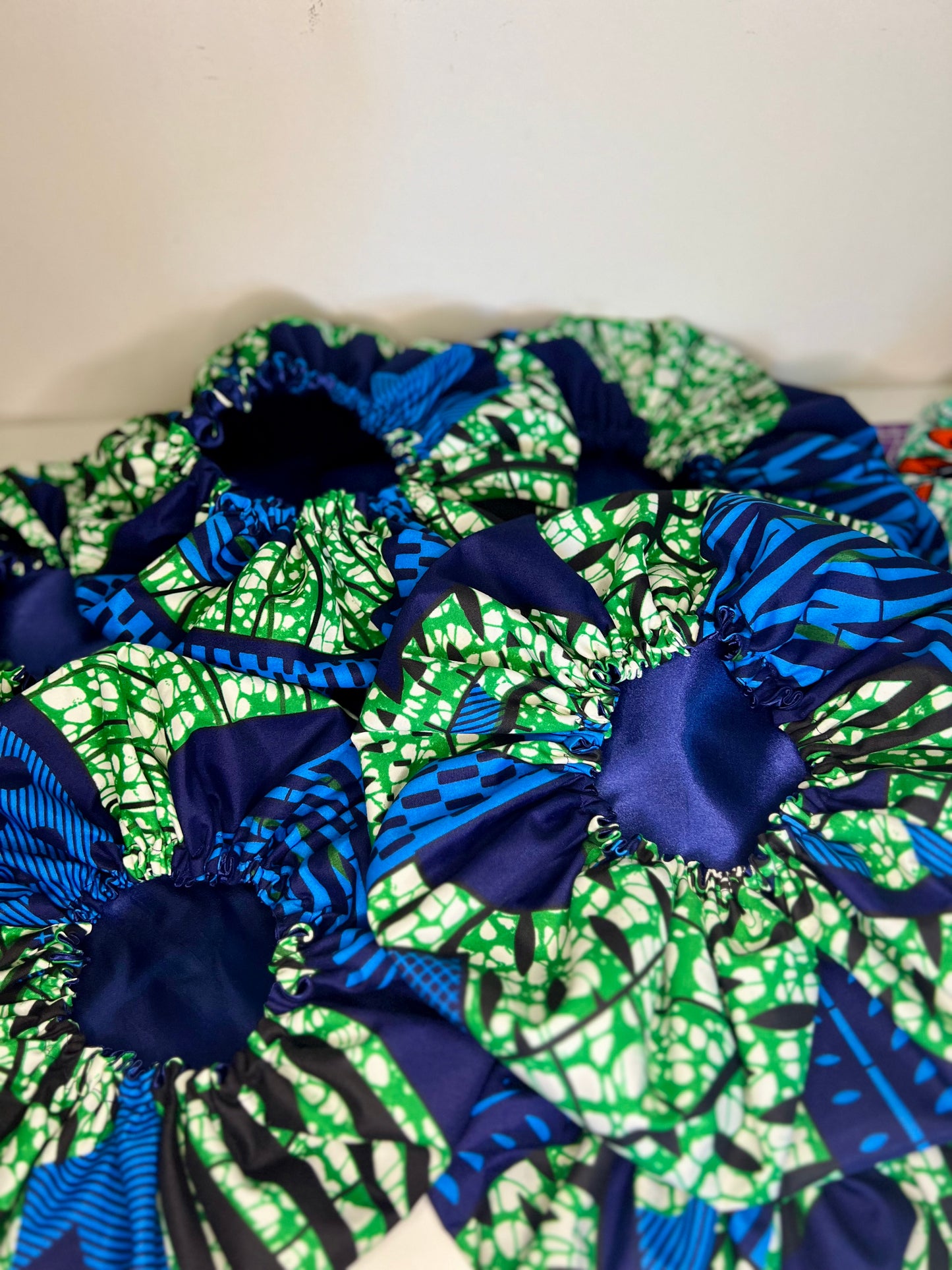 Royal Emerald Satin Bonnet – Handmade African Print Sleep Cap