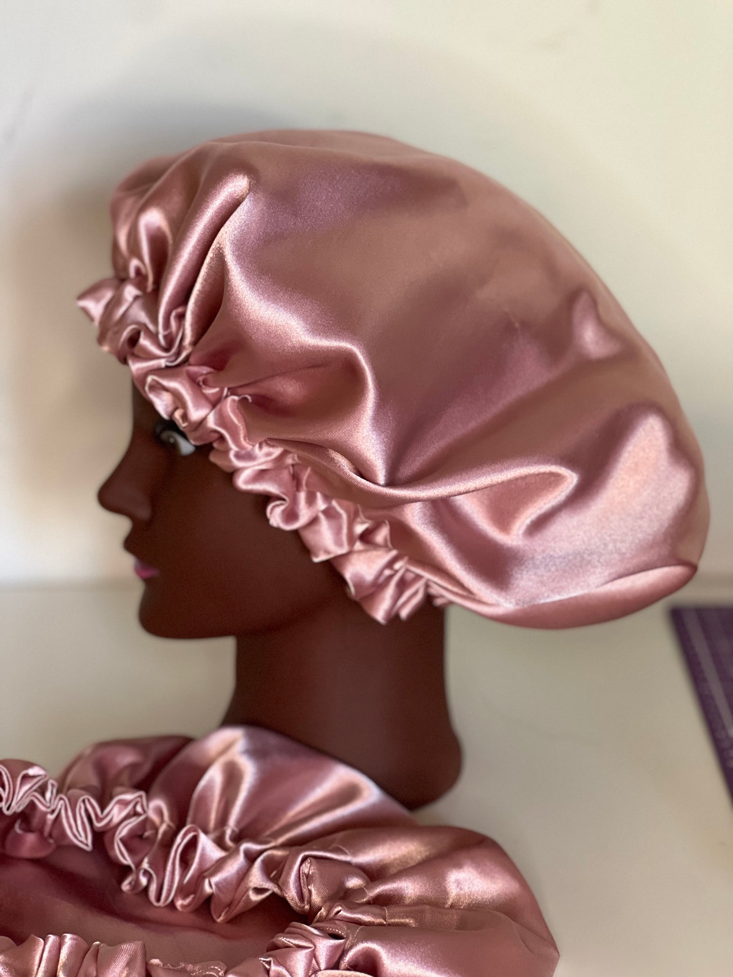 💗 Pink Satin Bonnet