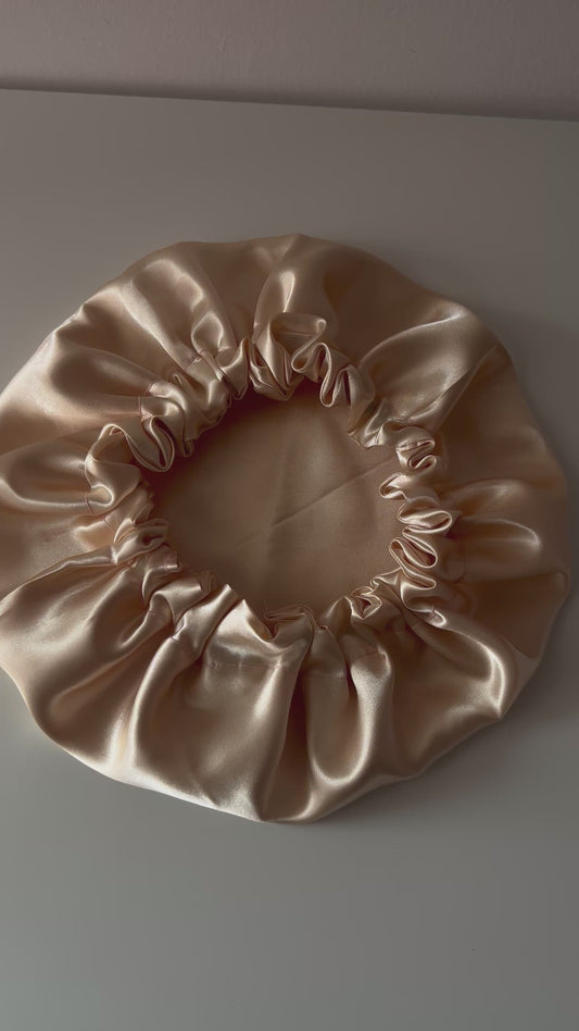 🤍 Champagne  Satin Bonnet